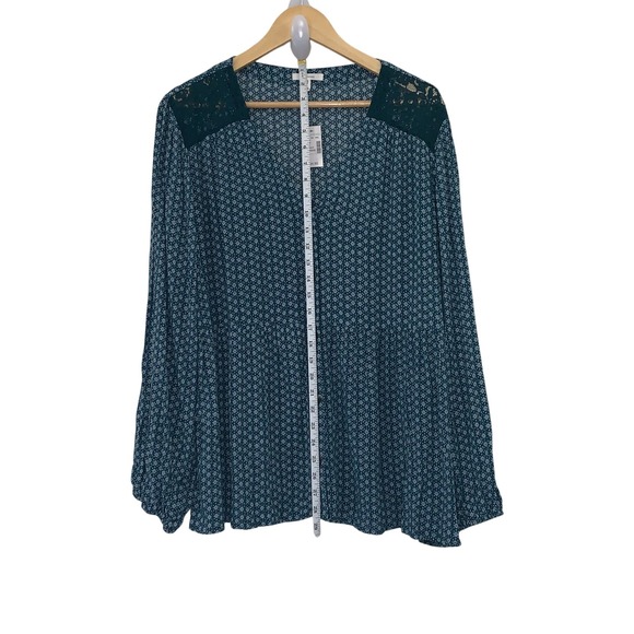 Maurices Tops - Maurices Womens XXL Teal Geometric Print Lace Detail Long Sleeve‎ Blouse Top